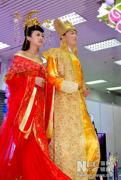 首屆海口（國(guó)際）婚慶博覽會(huì)喜慶開幕