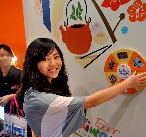 第25屆香港國際旅游展揭幕 56個國家和地區參展